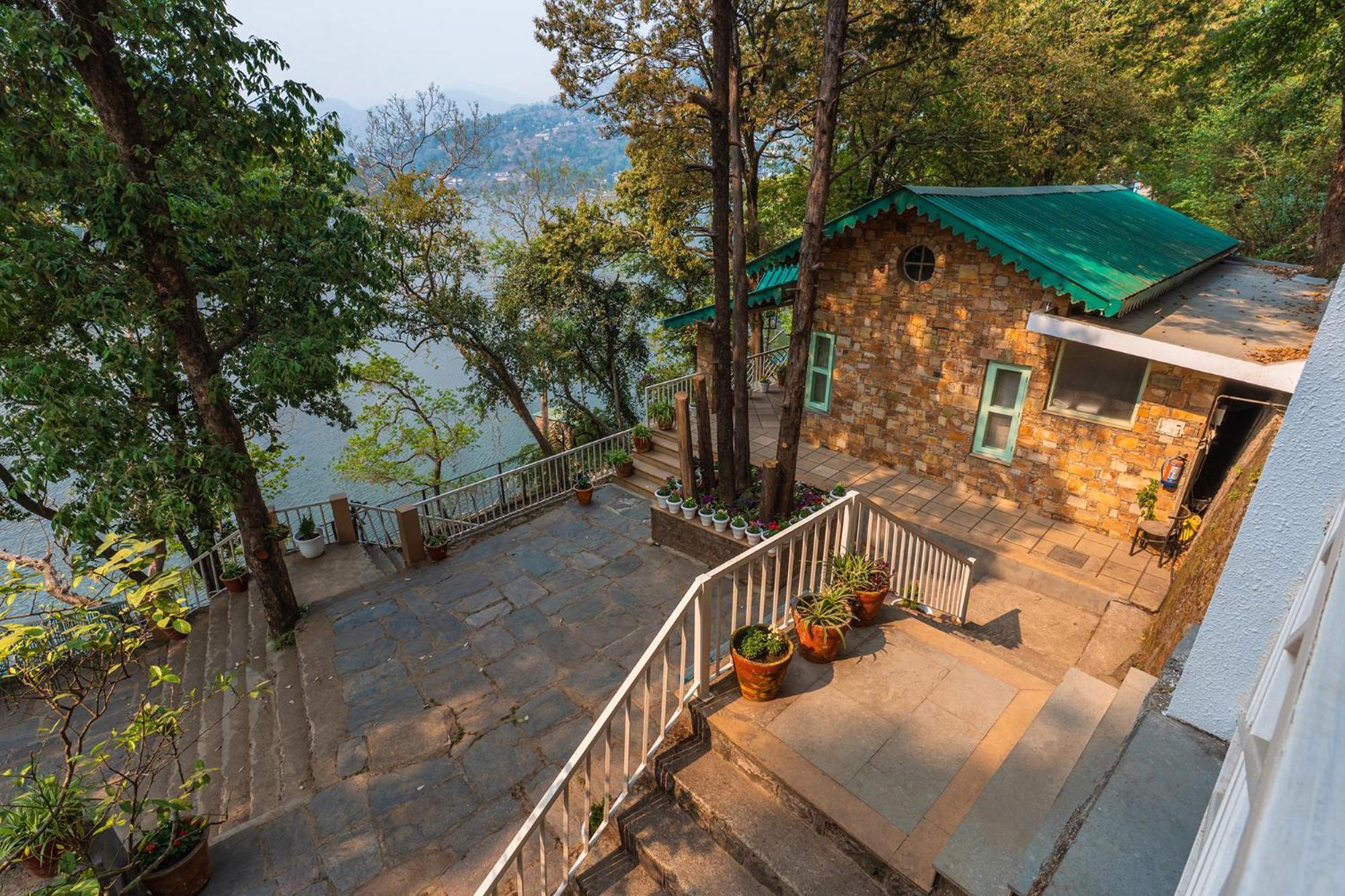 Malusara Retreat By The Lake Bhīm Tāl Buitenkant foto